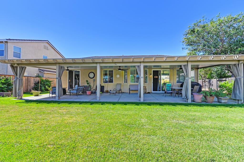 Detail Gallery Image 40 of 42 For 1437 Freeman Ct, Plumas Lake,  CA 95961 - 3 Beds | 2 Baths