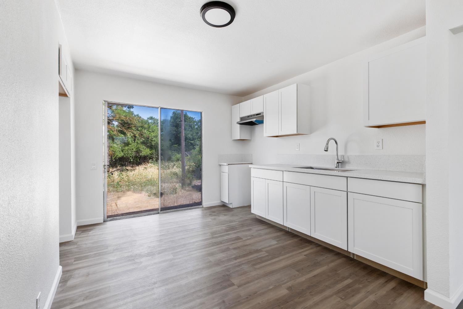 Detail Gallery Image 7 of 18 For 4803 Section, Stockton,  CA 95215 - 3 Beds | 1 Baths