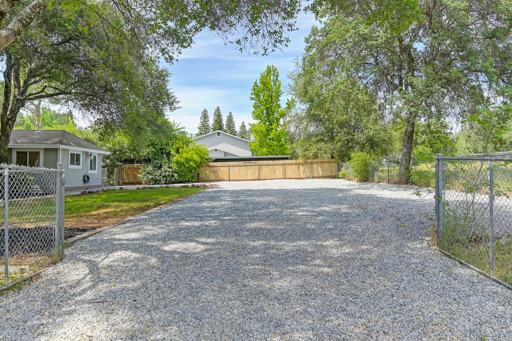 La Crescenta Drive, Cameron Park, California image 42