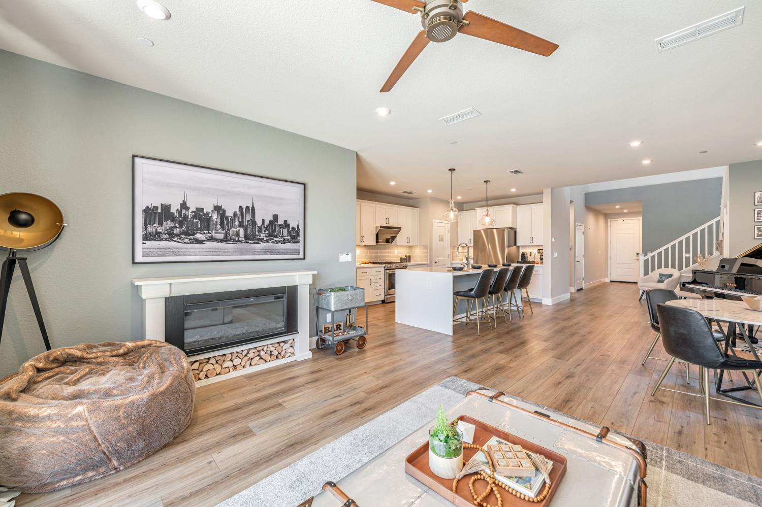 Detail Gallery Image 8 of 53 For 1528 Seneca Cir, El Dorado Hills,  CA 95762 - 4 Beds | 3 Baths