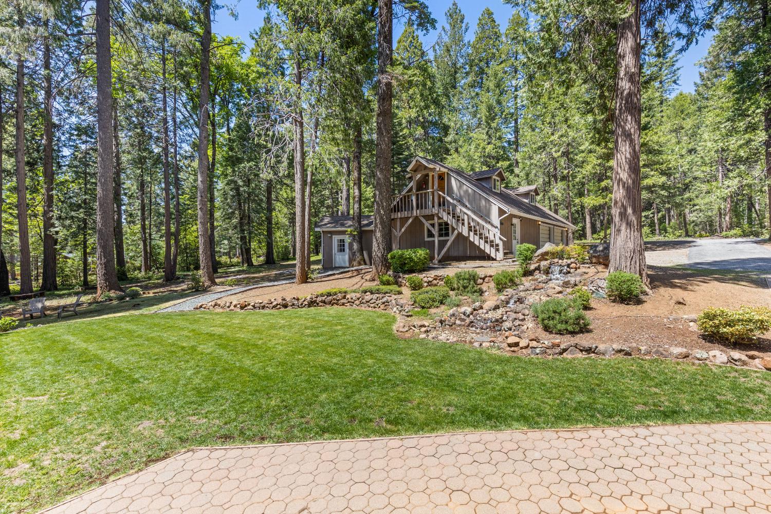 Detail Gallery Image 7 of 98 For 19163 Scotts Flat, Nevada City,  CA 95959 - 5 Beds | 5 Baths