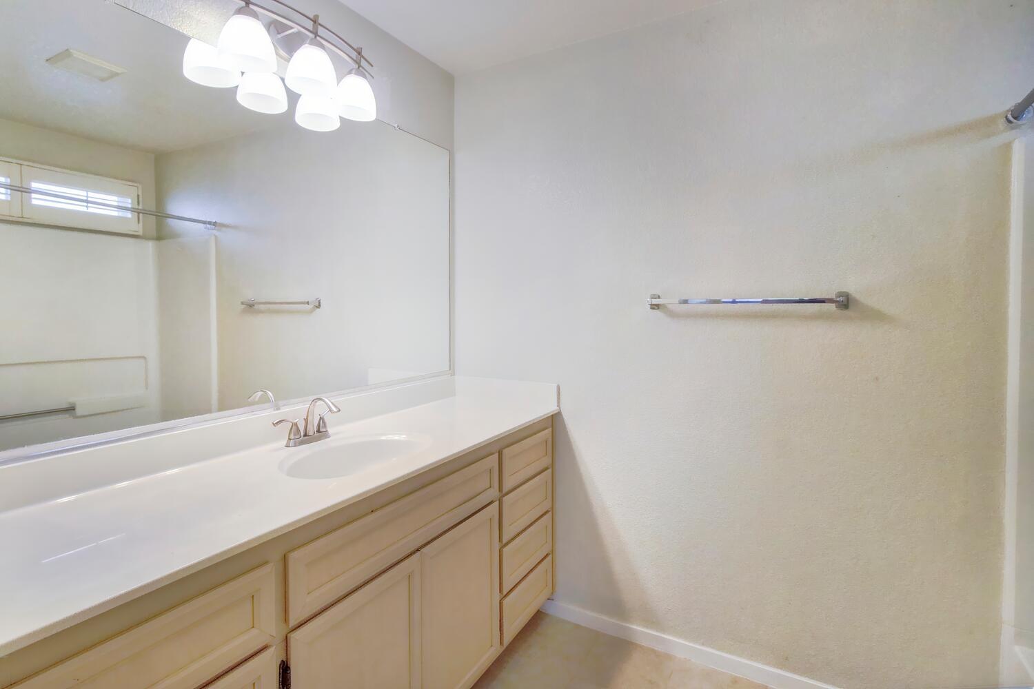 Detail Gallery Image 16 of 28 For 2385 Roualt St, Davis,  CA 95618 - 3 Beds | 2 Baths