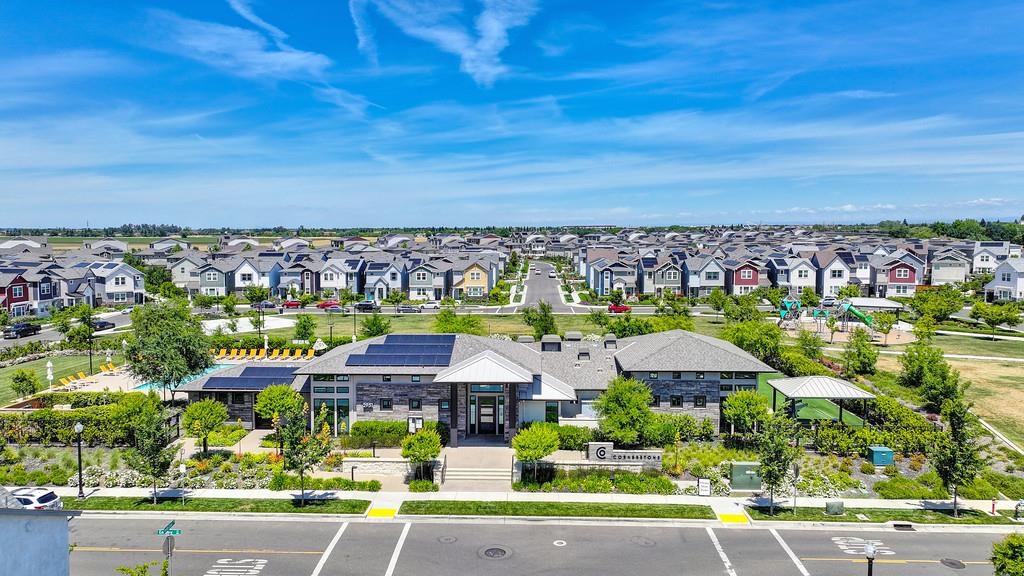Detail Gallery Image 59 of 62 For 3074 Goldenvue Walk, Sacramento,  CA 95833 - 3 Beds | 2/1 Baths