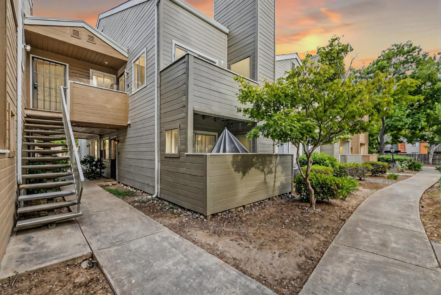 Dornajo Way #245, Sacramento, California image 1