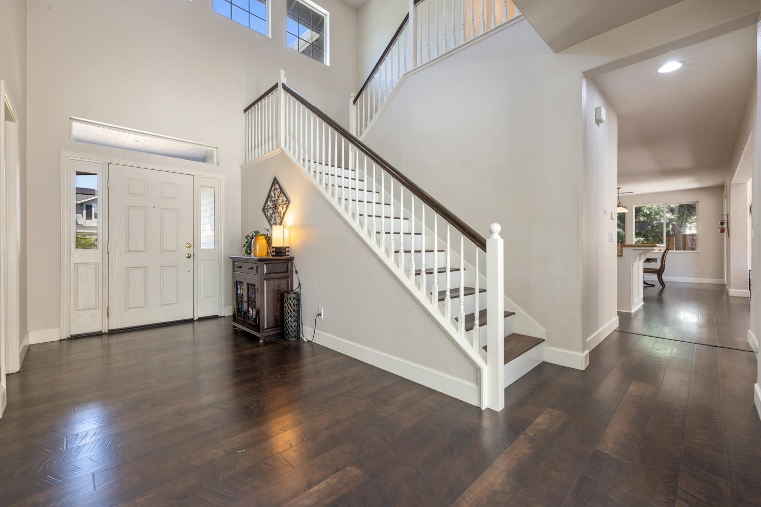 Detail Gallery Image 13 of 67 For 2550 Garazi, Tracy,  CA 95304 - 5 Beds | 3/2 Baths