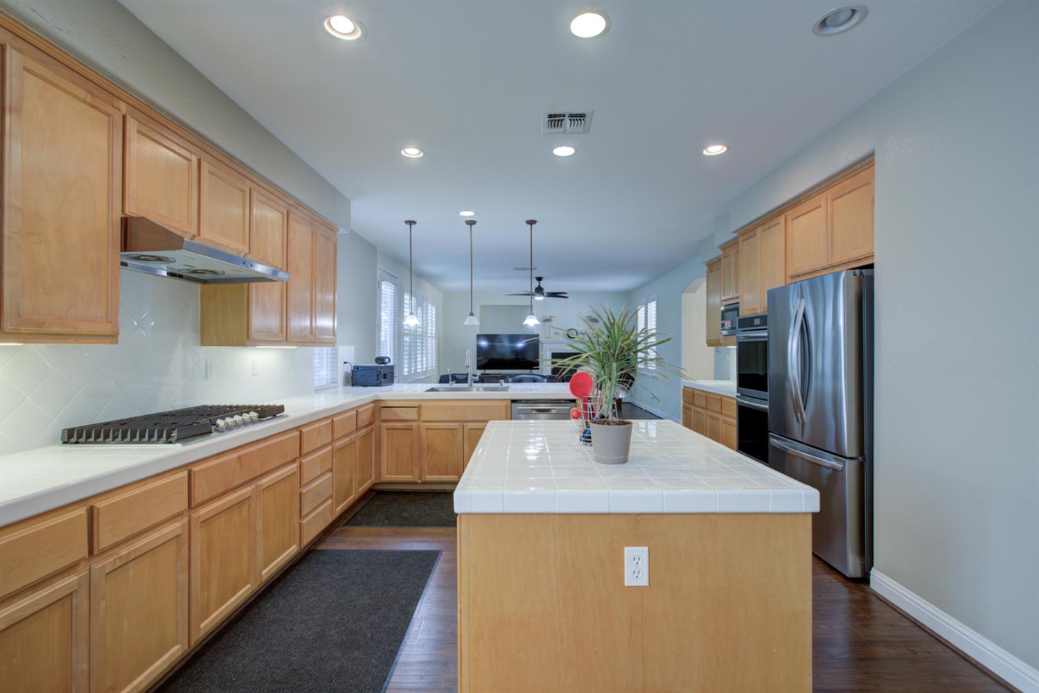 Detail Gallery Image 28 of 71 For 512 Squash Creek Ln, Patterson,  CA 95363 - 5 Beds | 3/1 Baths
