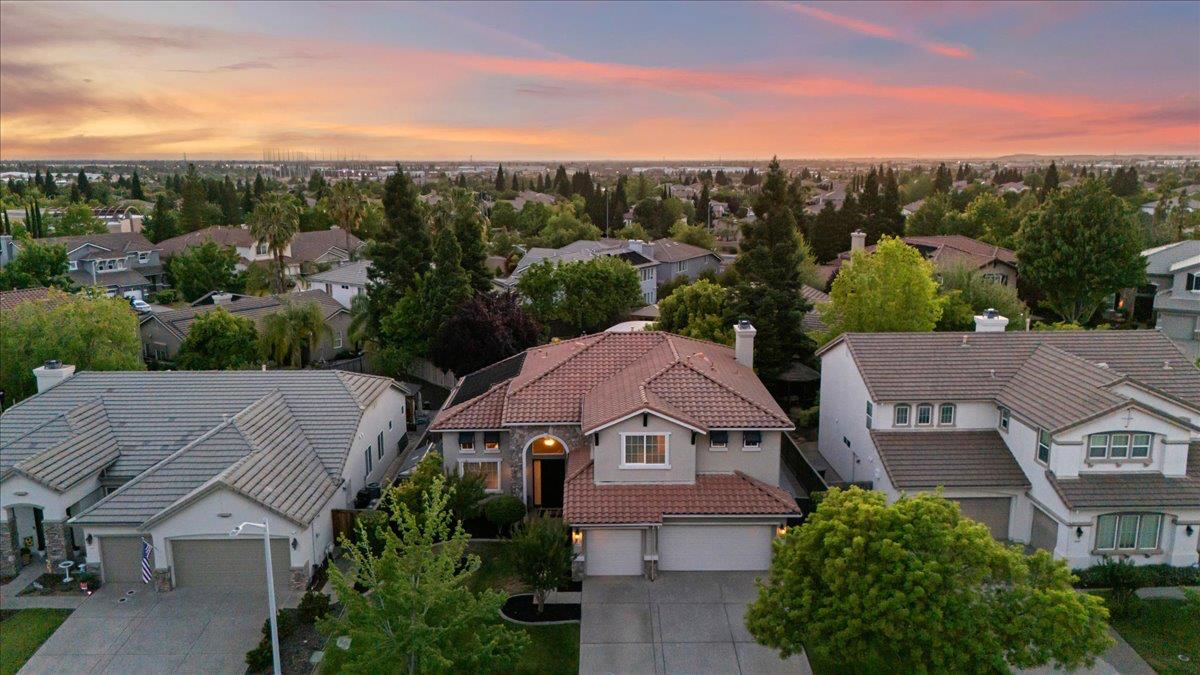Detail Gallery Image 52 of 57 For 6433 Camellia Point Way, Roseville,  CA 95678 - 4 Beds | 3 Baths