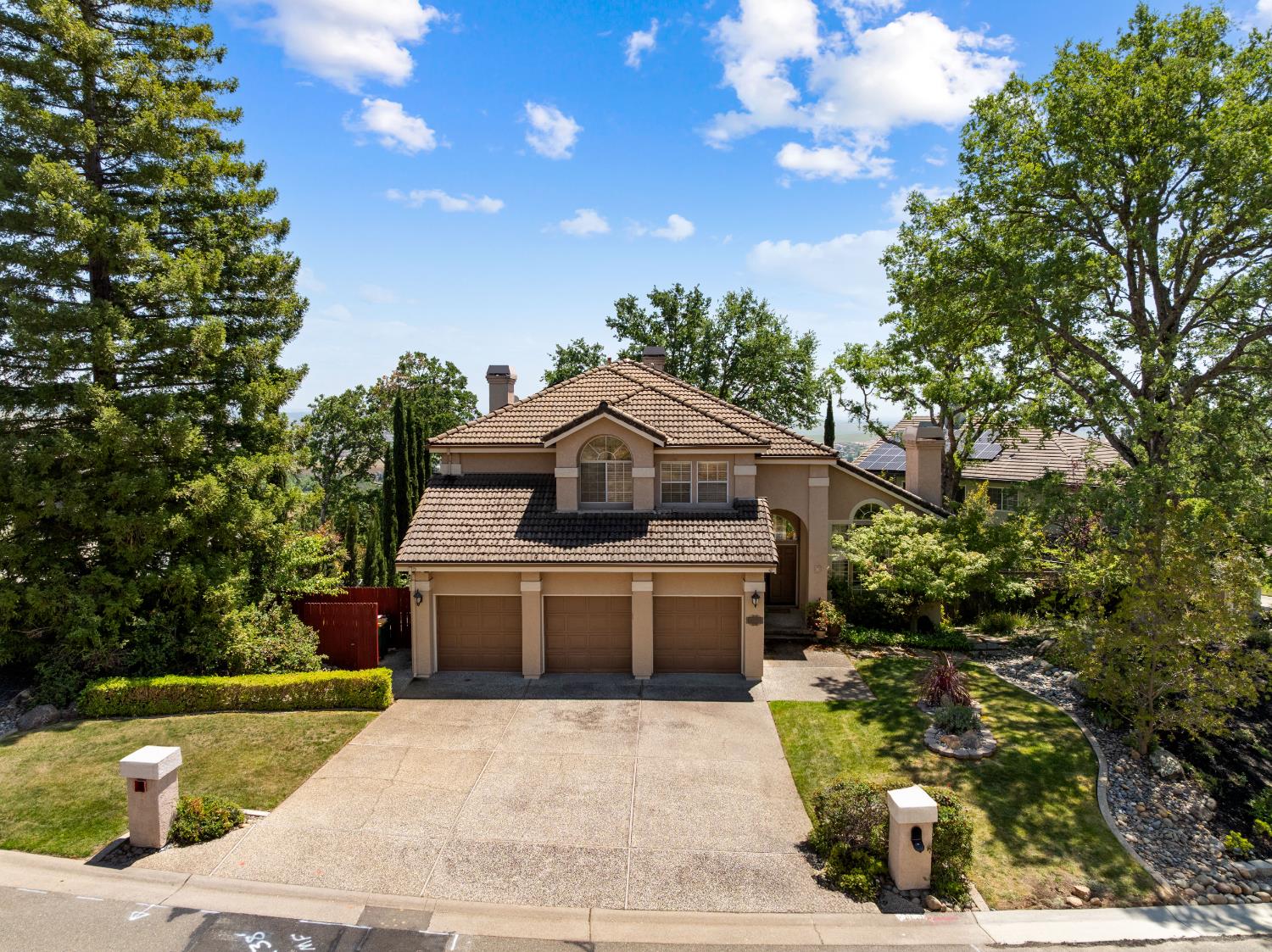 Roble Court, El Dorado Hills, California image 1
