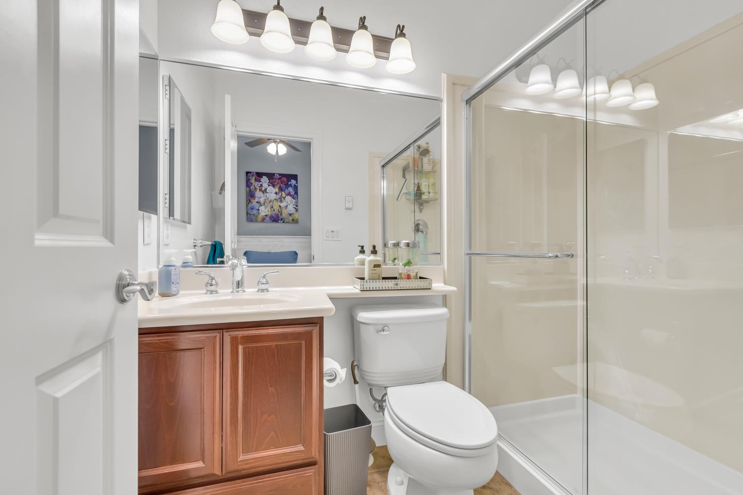 Detail Gallery Image 31 of 76 For 8530 Mandorla Cir, Orangevale,  CA 95662 - 4 Beds | 3/1 Baths