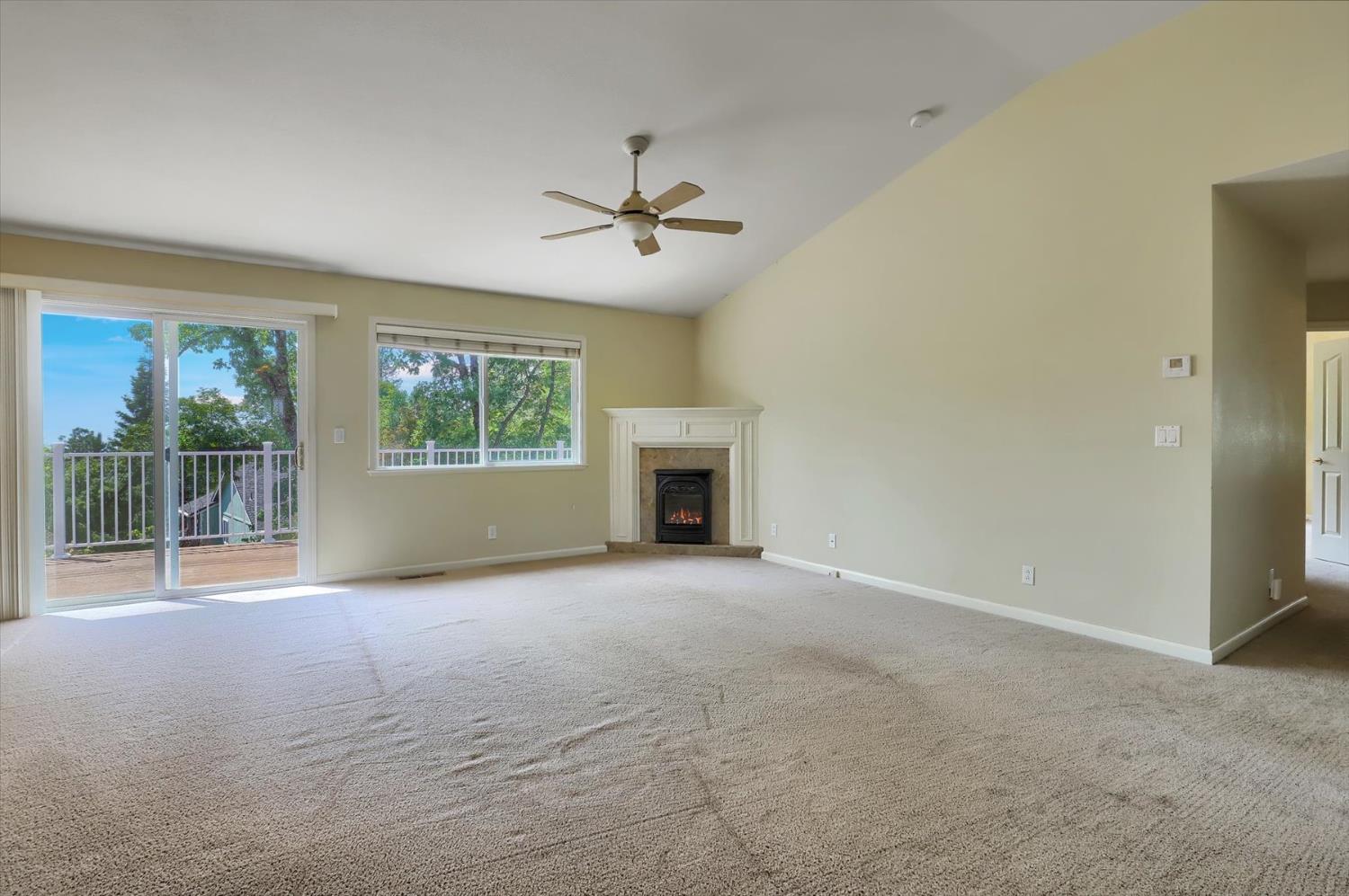 Detail Gallery Image 11 of 64 For 113 Holbrooke Way, Grass Valley,  CA 95945 - 2 Beds | 2 Baths