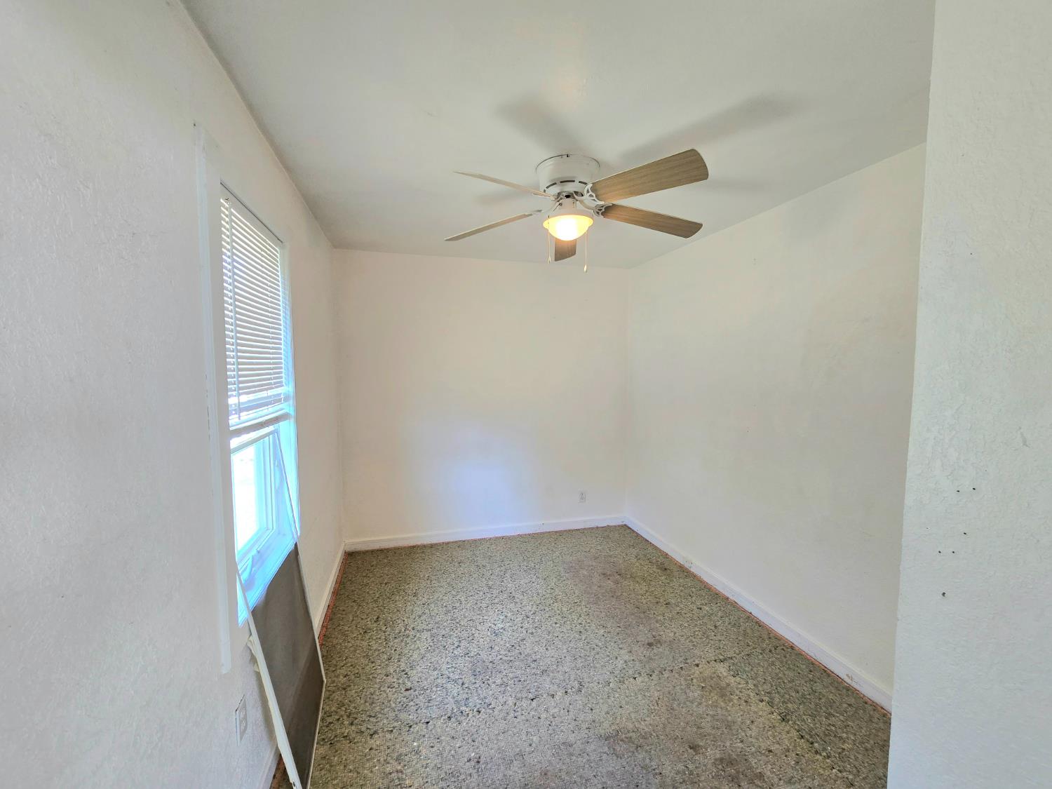 Detail Gallery Image 14 of 28 For 680 Walnut St, Yuba City,  CA 95991 - 2 Beds | 1 Baths