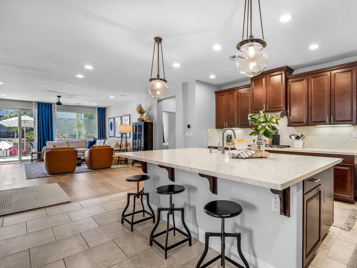 Detail Gallery Image 18 of 71 For 4015 David Loop, El Dorado Hills,  CA 95762 - 4 Beds | 3 Baths
