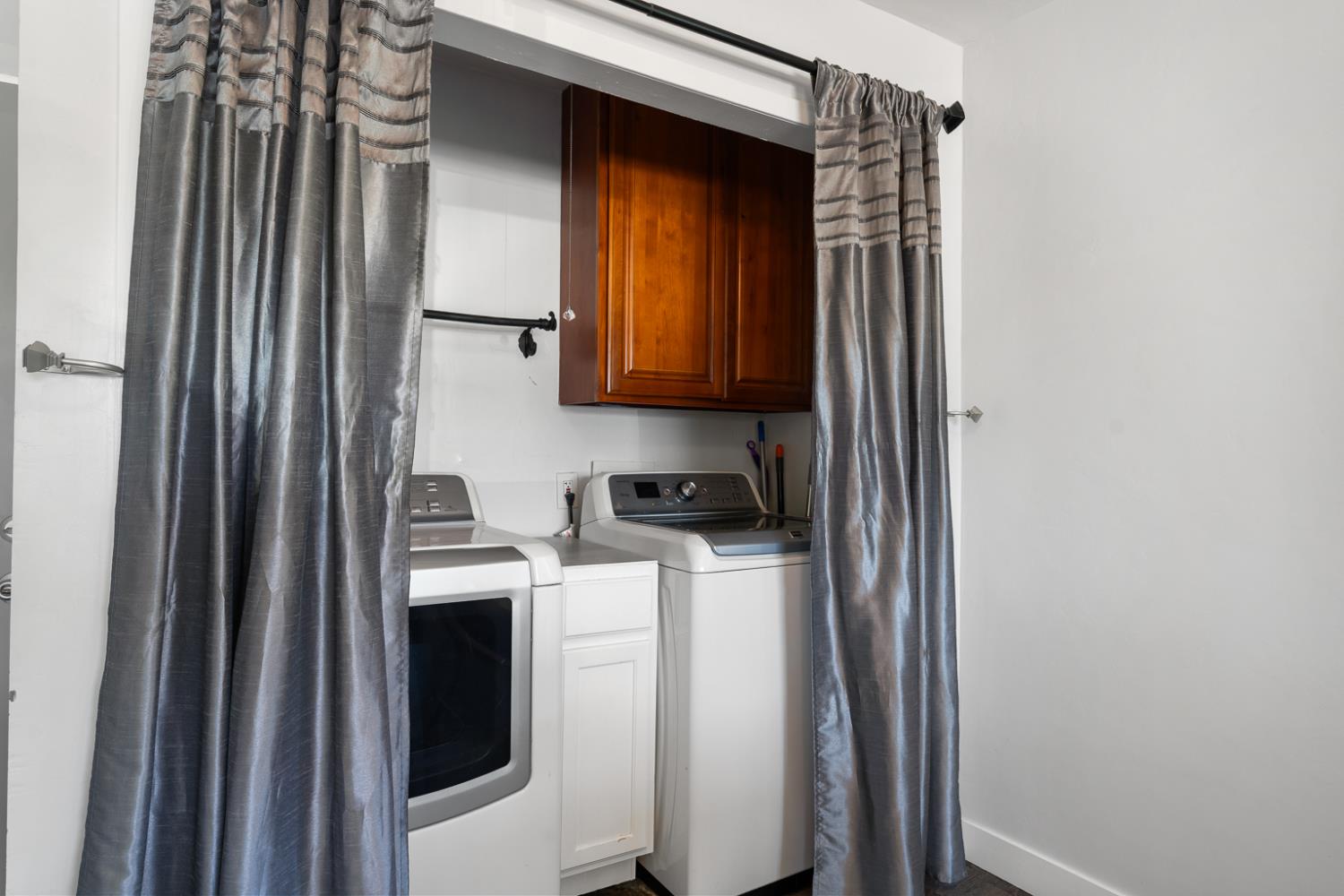 Detail Gallery Image 18 of 38 For 1136 Hampton Rd, Sacramento,  CA 95864 - 3 Beds | 1 Baths
