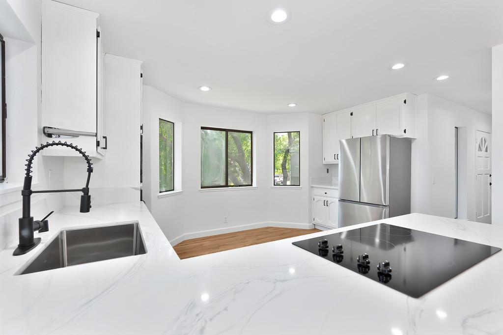 La Crescenta Drive, Cameron Park, California image 18