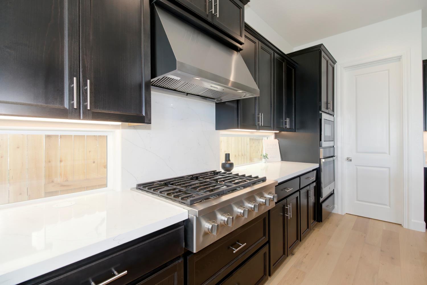Detail Gallery Image 17 of 69 For 12818 Mission Peak Way, Rancho Cordova,  CA 95742 - 5 Beds | 4/1 Baths
