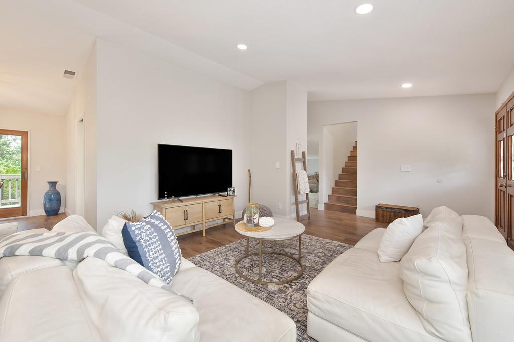 Detail Gallery Image 16 of 58 For 6895 Country Ct, Granite Bay,  CA 95746 - 4 Beds | 3 Baths