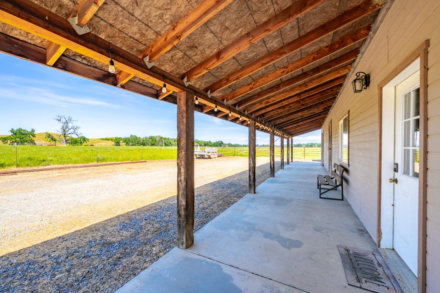 Detail Gallery Image 34 of 89 For 15605 Johnson Rd, Red Bluff,  CA 96080 - 4 Beds | 4 Baths