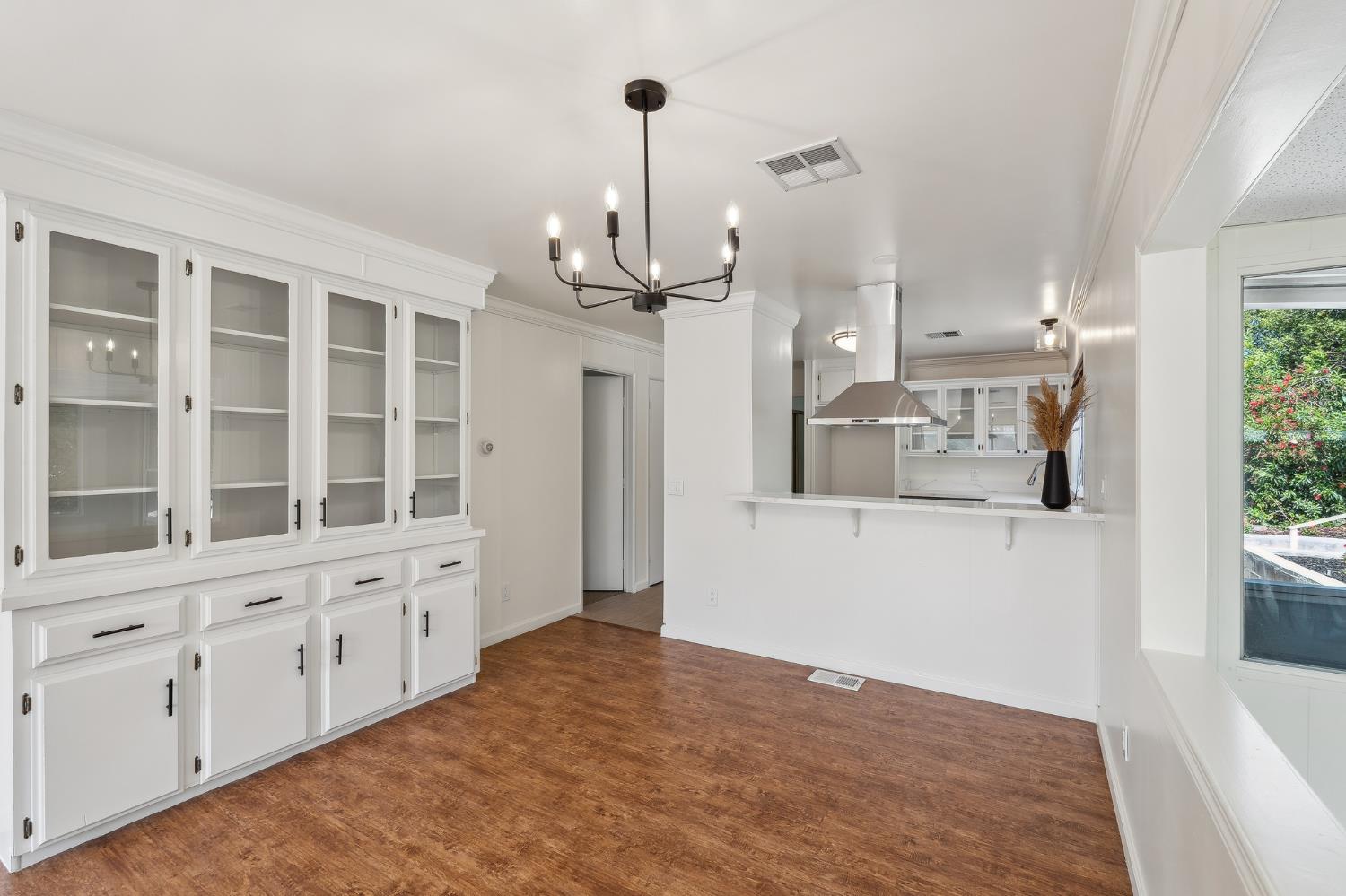 Detail Gallery Image 5 of 29 For 440 Nugget, Folsom,  CA 95630 - 2 Beds | 2 Baths