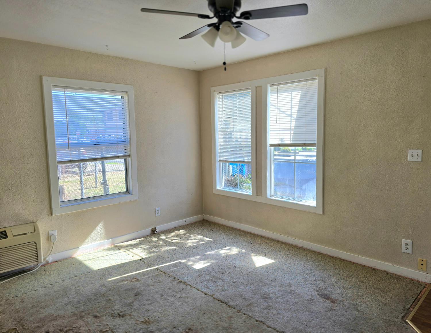Detail Gallery Image 7 of 28 For 680 Walnut St, Yuba City,  CA 95991 - 2 Beds | 1 Baths