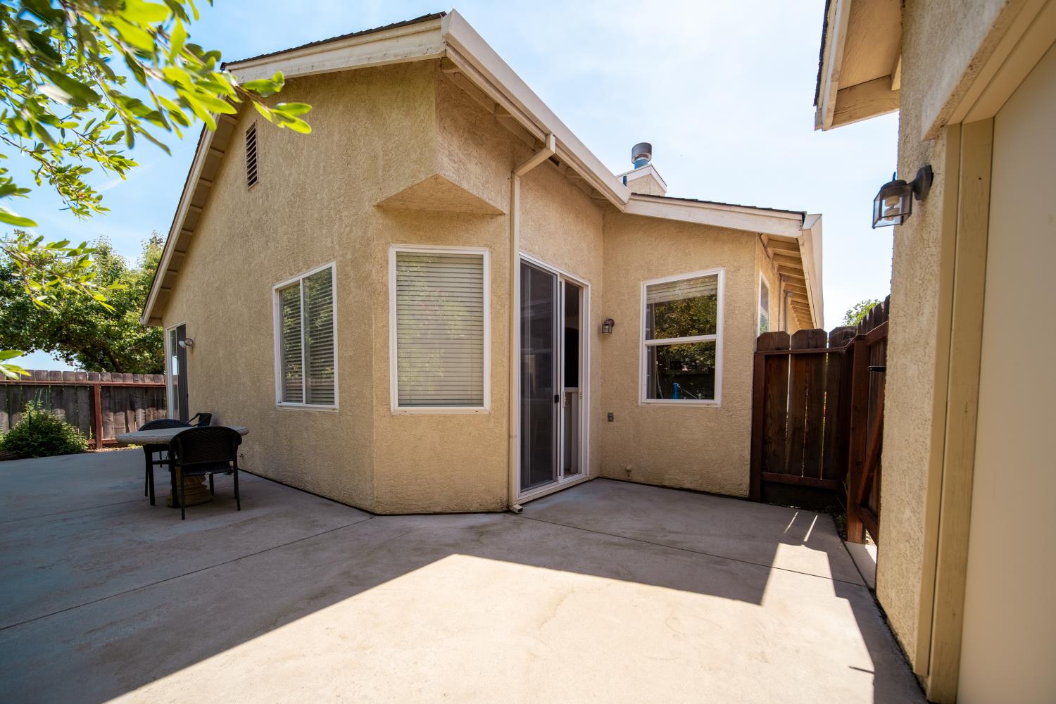 Detail Gallery Image 15 of 18 For 301 Nutcrest Ct, Oakdale,  CA 95361 - 3 Beds | 2 Baths