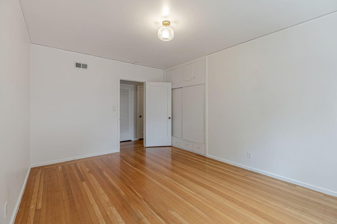 Detail Gallery Image 24 of 68 For 1800 8th Ave, Sacramento,  CA 95818 - 4 Beds | 1/1 Baths