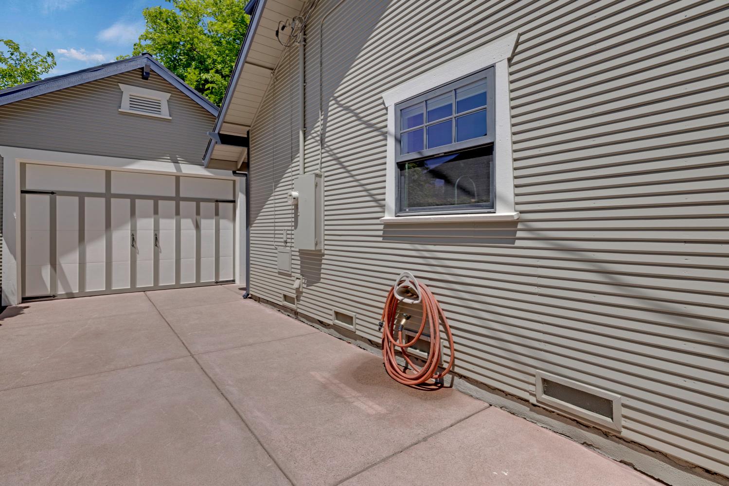 Detail Gallery Image 29 of 31 For 862 38th St, Sacramento,  CA 95816 - 3 Beds | 2/1 Baths