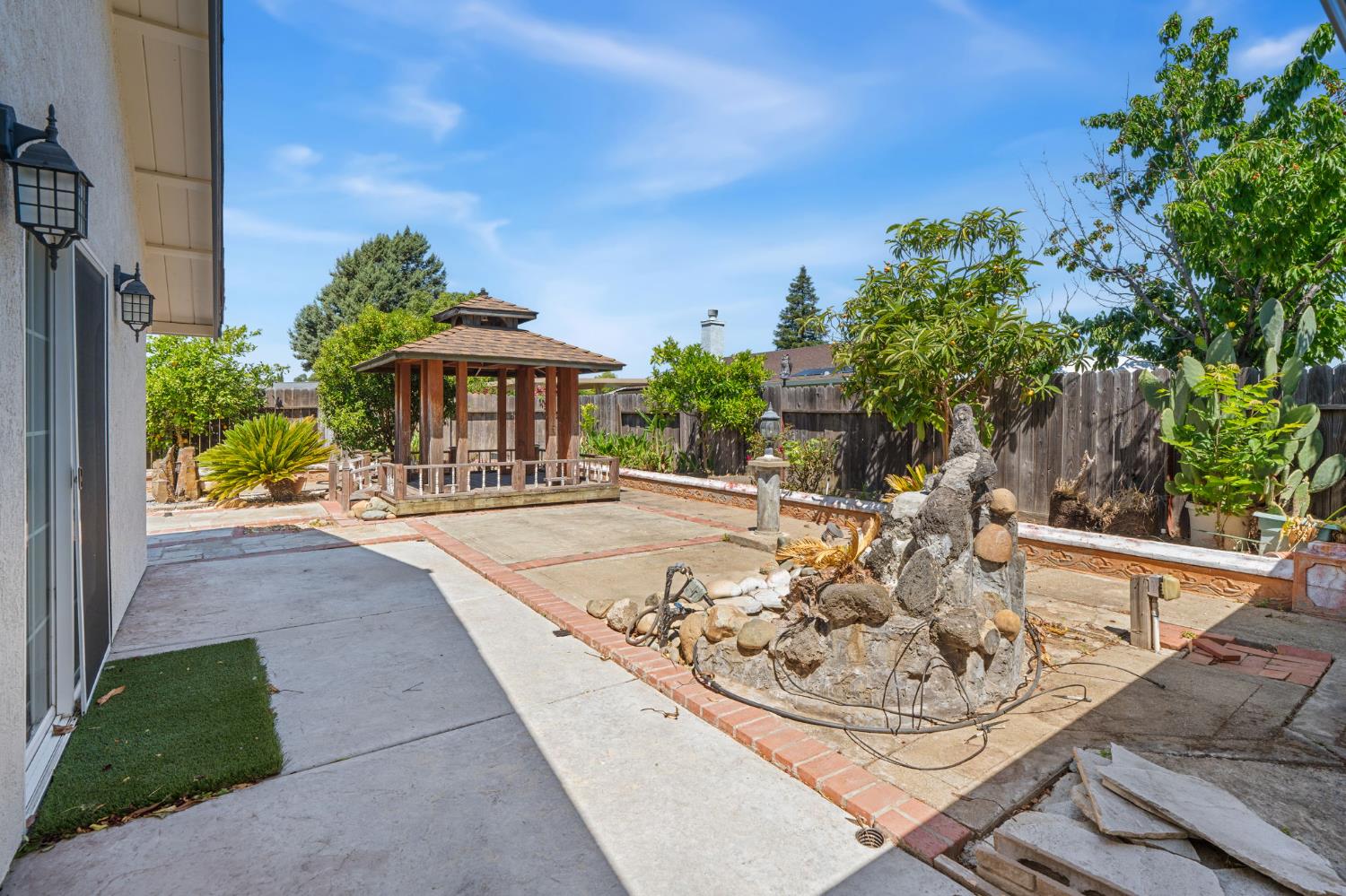 Detail Gallery Image 23 of 26 For 1406 Santa Fe Cir, Roseville,  CA 95678 - 4 Beds | 2 Baths