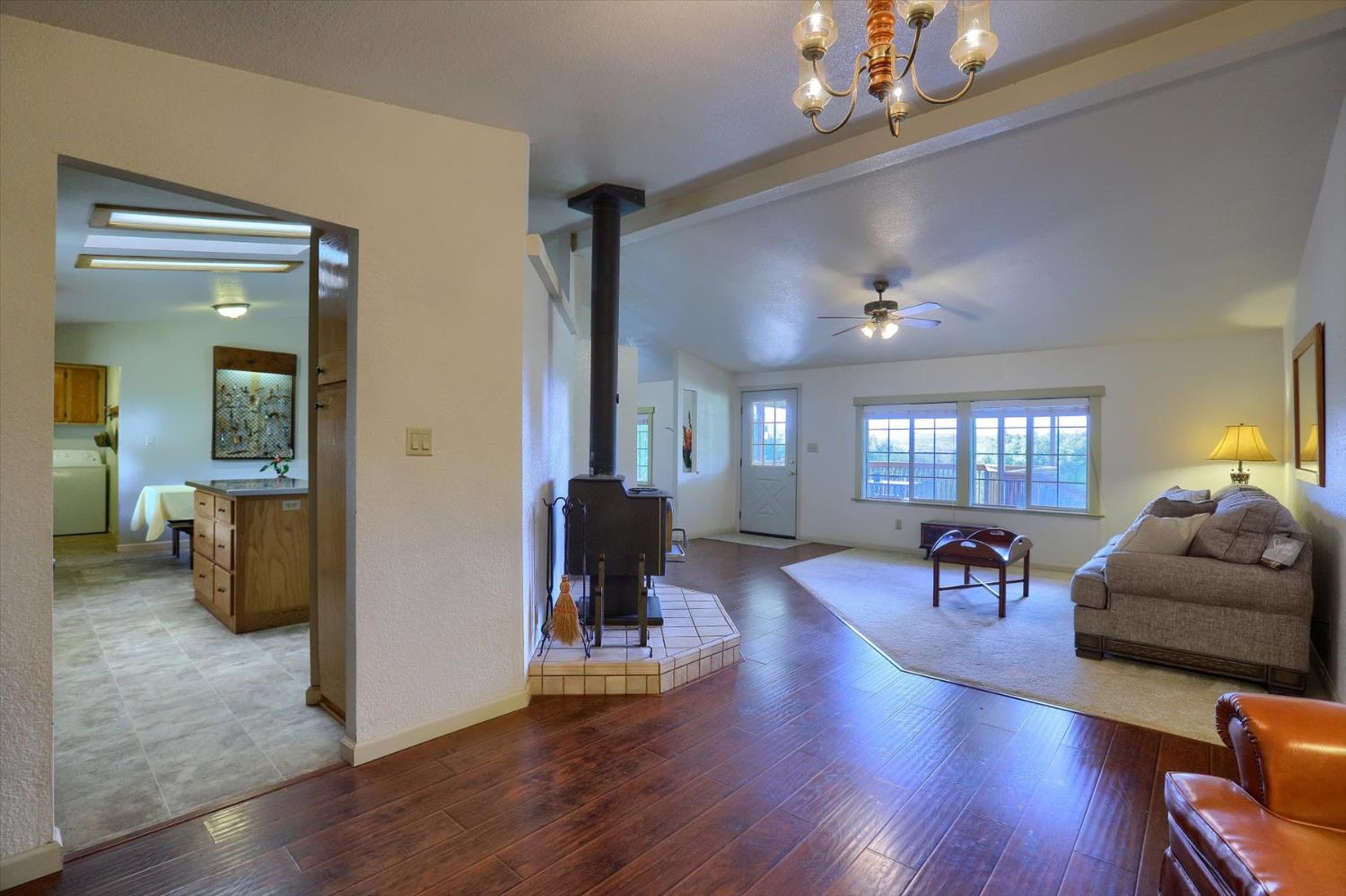 Detail Gallery Image 10 of 65 For 18386 Piper Ln, Penn Valley,  CA 95946 - 3 Beds | 2 Baths