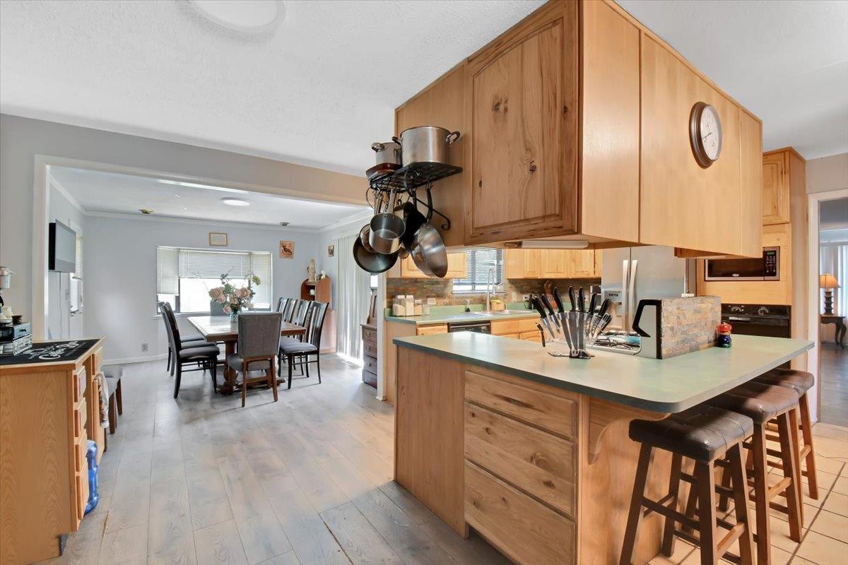 Detail Gallery Image 17 of 92 For 17657 Crest Rd, Grass Valley,  CA 95949 - 3 Beds | 2 Baths