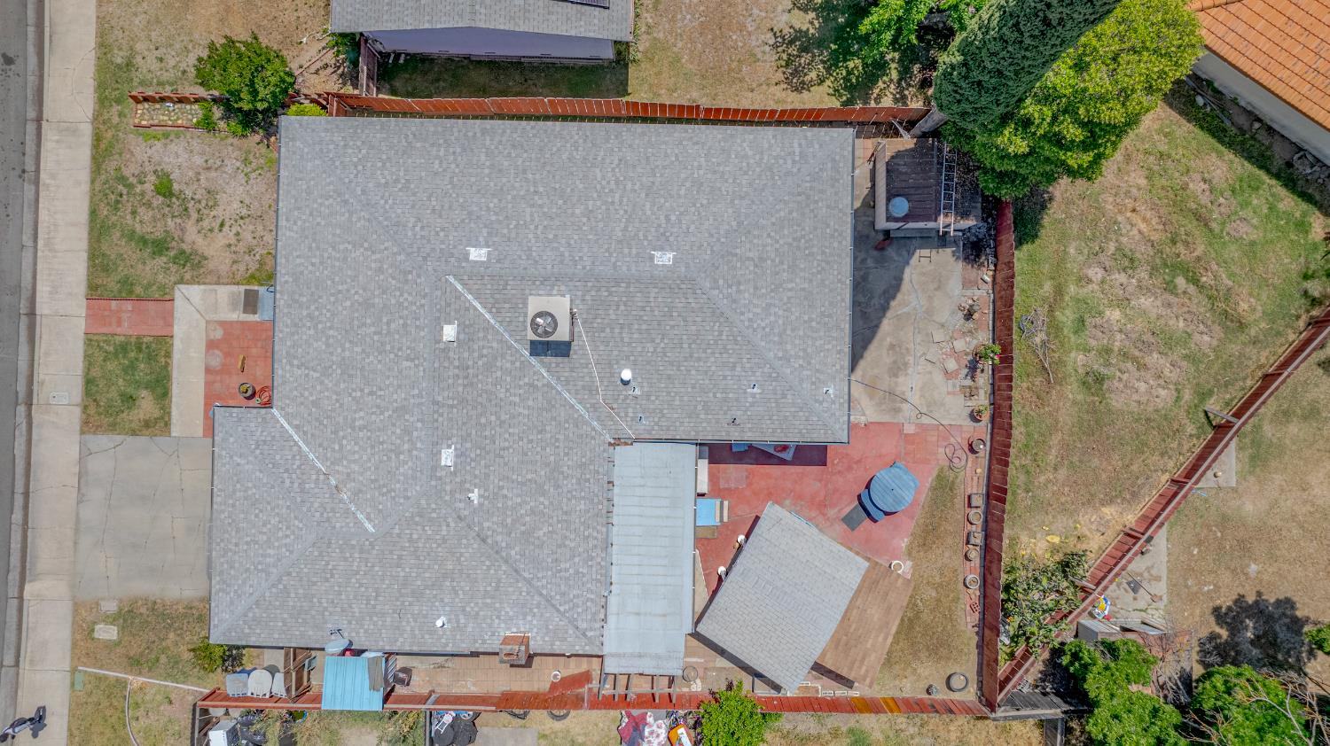Detail Gallery Image 5 of 37 For 3557 M, Merced,  CA 95348 - 3 Beds | 2 Baths