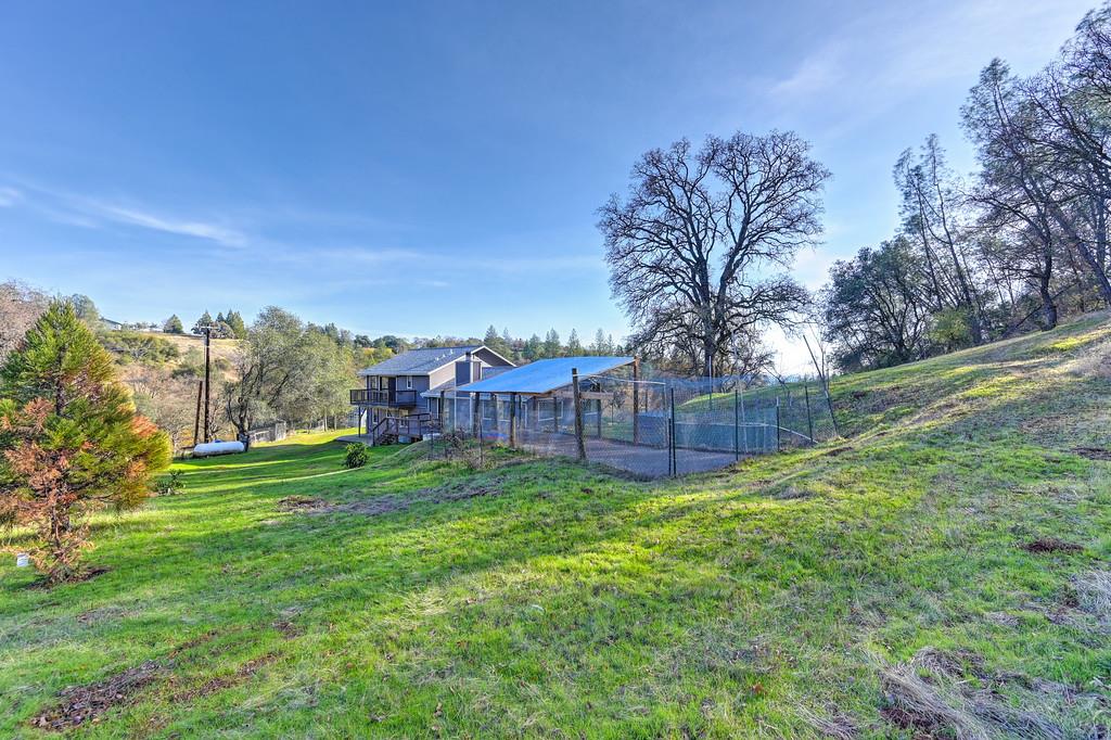 Detail Gallery Image 32 of 43 For 1930 Indian Rock Rd, Cool,  CA 95614 - 3 Beds | 2/1 Baths