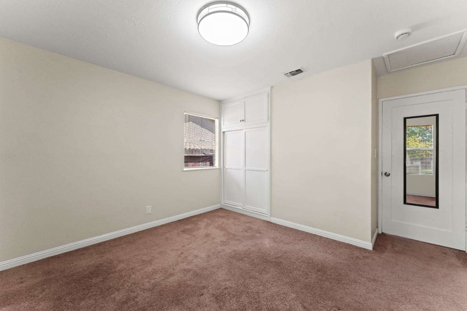 Detail Gallery Image 16 of 23 For 1325 Glenwood Rd, Sacramento,  CA 95864 - 3 Beds | 2 Baths