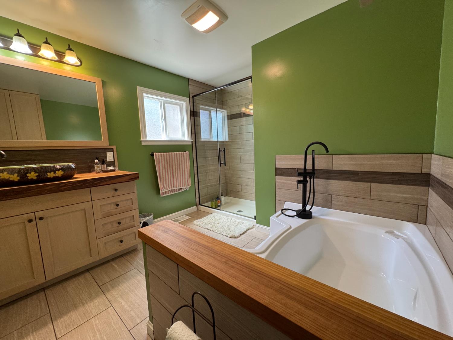 Detail Gallery Image 21 of 79 For 12991 Lake Francis Ext Rd, Dobbins,  CA 95935 - 2 Beds | 2 Baths
