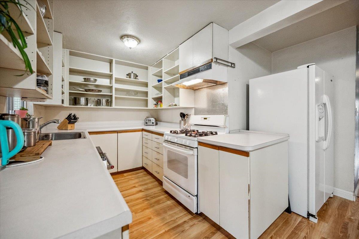 Detail Gallery Image 14 of 43 For 407 Chapel St, Grass Valley,  CA 95945 - 3 Beds | 2 Baths