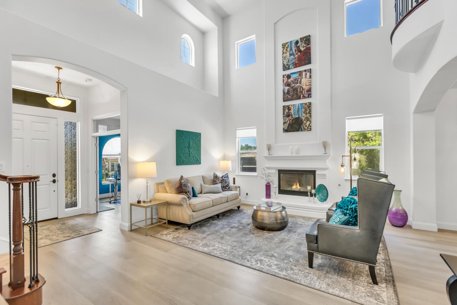 Detail Gallery Image 8 of 76 For 8530 Mandorla Cir, Orangevale,  CA 95662 - 4 Beds | 3/1 Baths