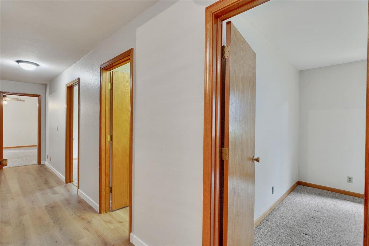 Detail Gallery Image 41 of 75 For 13901 Lake Wildwood Dr, Penn Valley,  CA 95946 - 3 Beds | 2 Baths