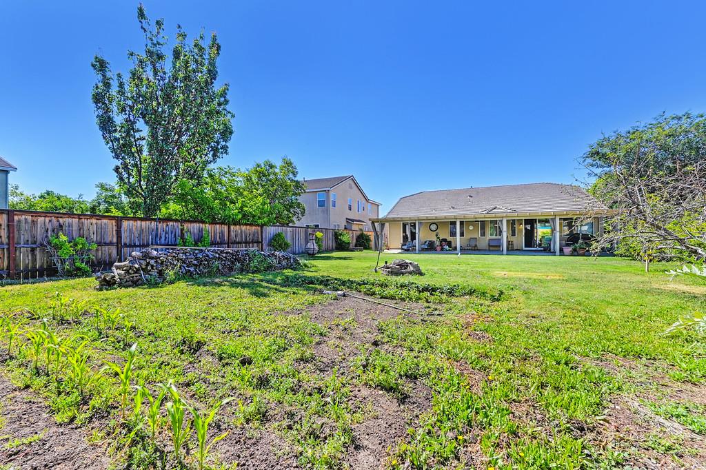 Detail Gallery Image 42 of 42 For 1437 Freeman Ct, Plumas Lake,  CA 95961 - 3 Beds | 2 Baths