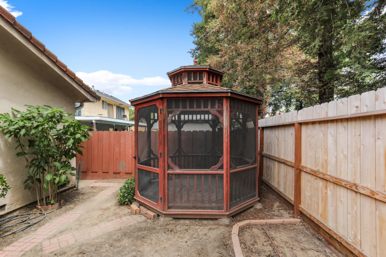 Detail Gallery Image 30 of 38 For 678 Emerald Pl, Manteca,  CA 95336 - 3 Beds | 2 Baths