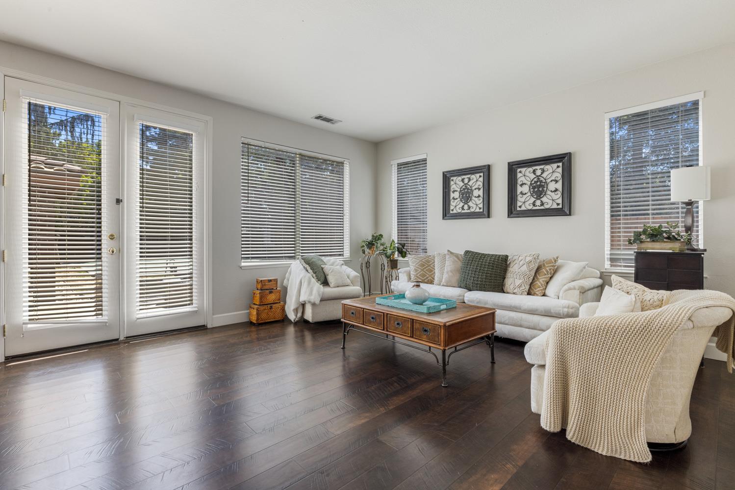 Detail Gallery Image 26 of 67 For 2550 Garazi, Tracy,  CA 95304 - 5 Beds | 3/2 Baths