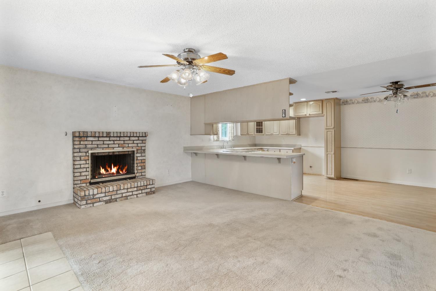Detail Gallery Image 16 of 38 For 678 Emerald Pl, Manteca,  CA 95336 - 3 Beds | 2 Baths