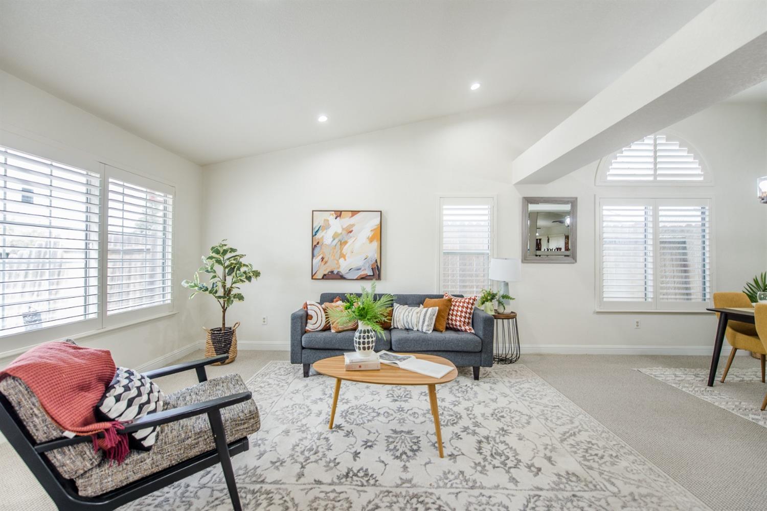 Detail Gallery Image 8 of 44 For 377 Porter St, Woodland,  CA 95695 - 3 Beds | 2 Baths