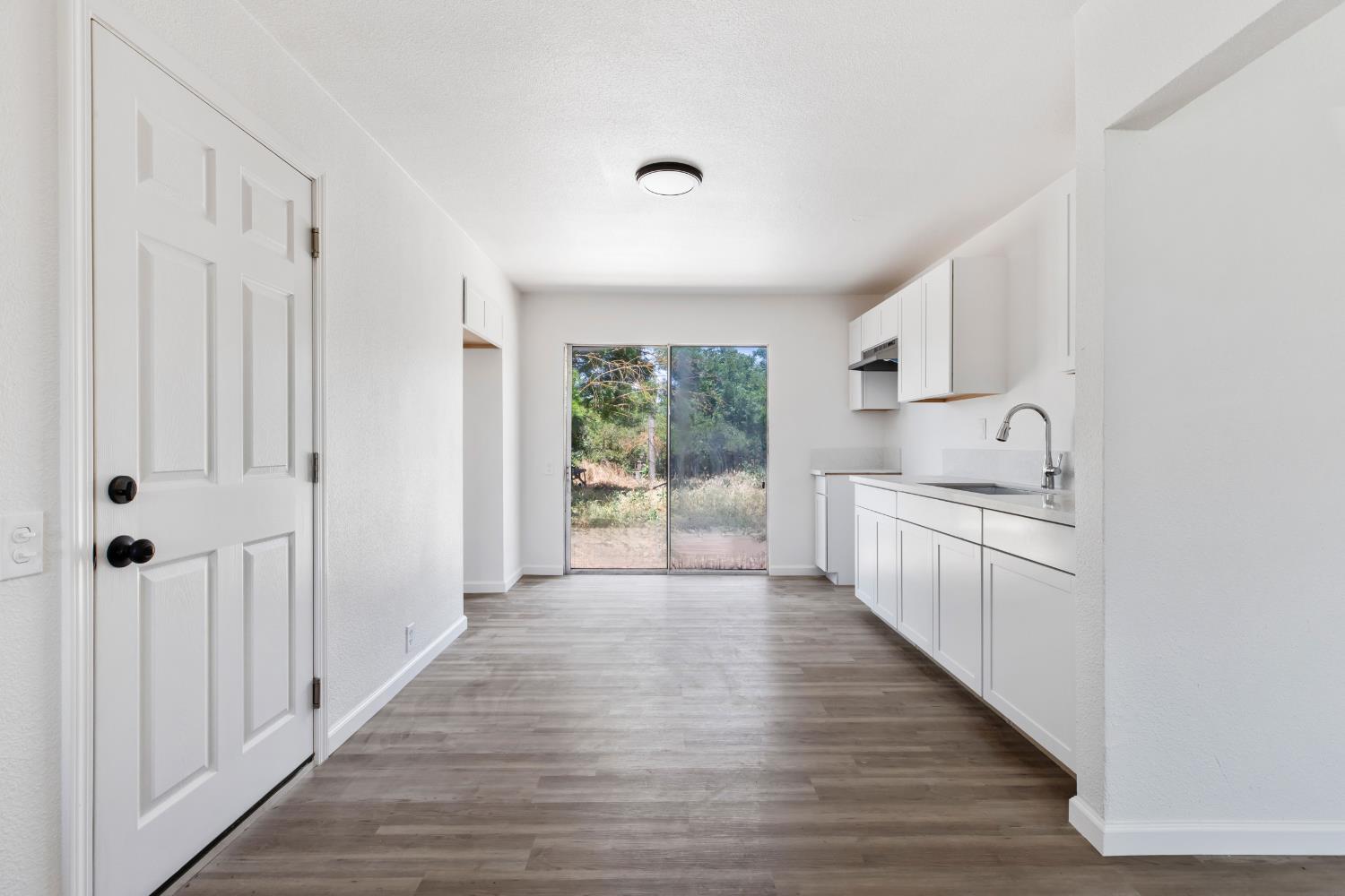 Detail Gallery Image 8 of 18 For 4803 Section, Stockton,  CA 95215 - 3 Beds | 1 Baths