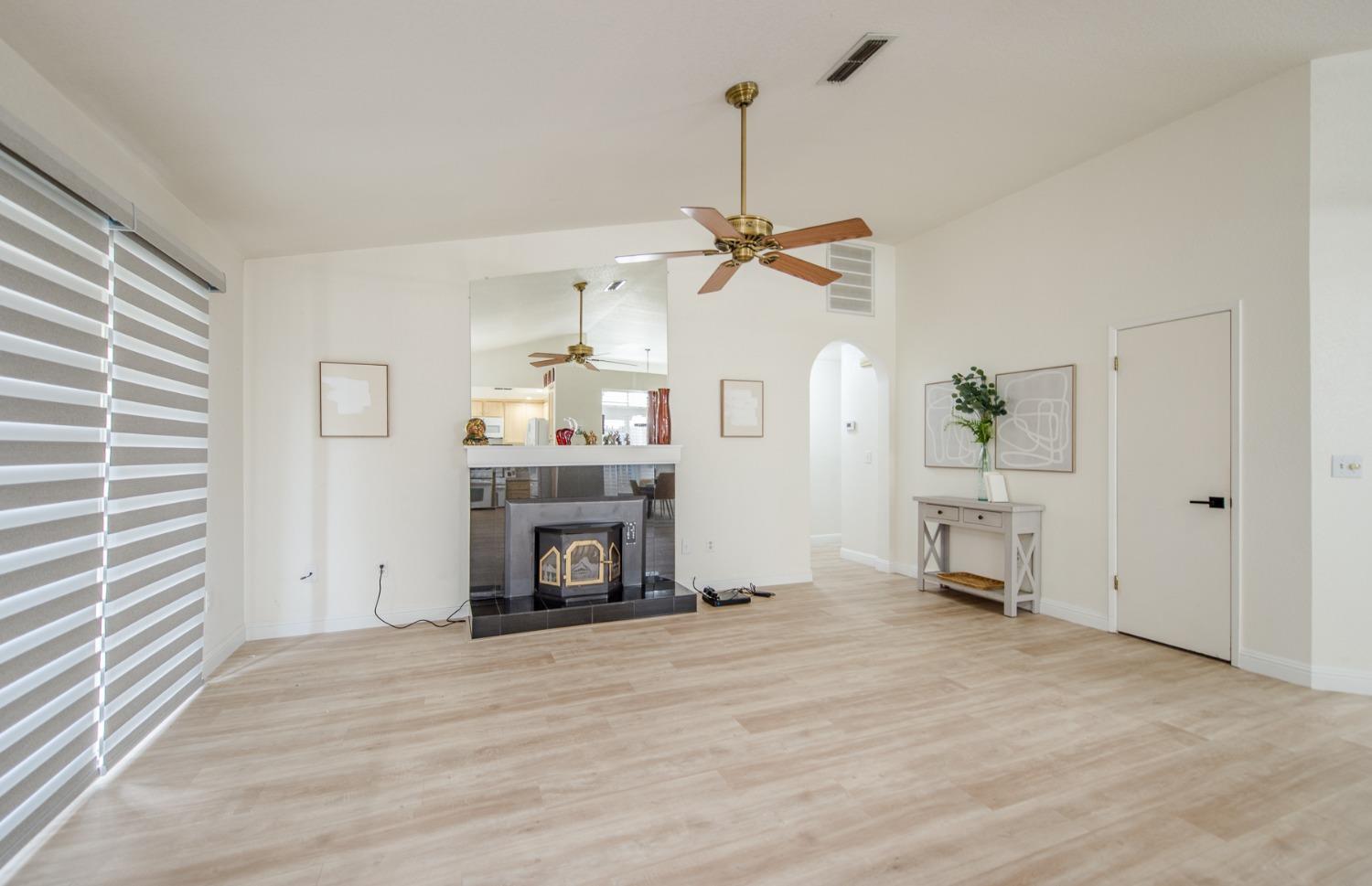Detail Gallery Image 15 of 44 For 377 Porter St, Woodland,  CA 95695 - 3 Beds | 2 Baths