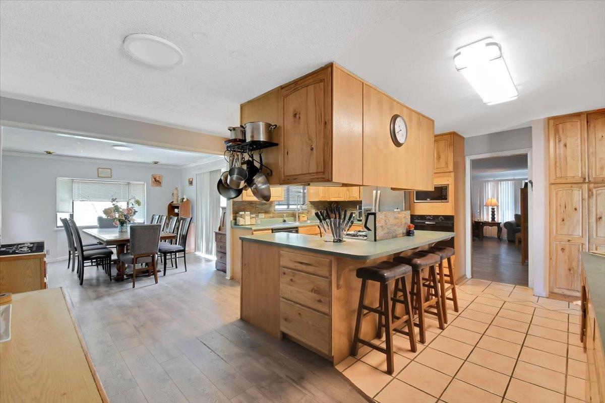 Detail Gallery Image 16 of 92 For 17657 Crest Rd, Grass Valley,  CA 95949 - 3 Beds | 2 Baths