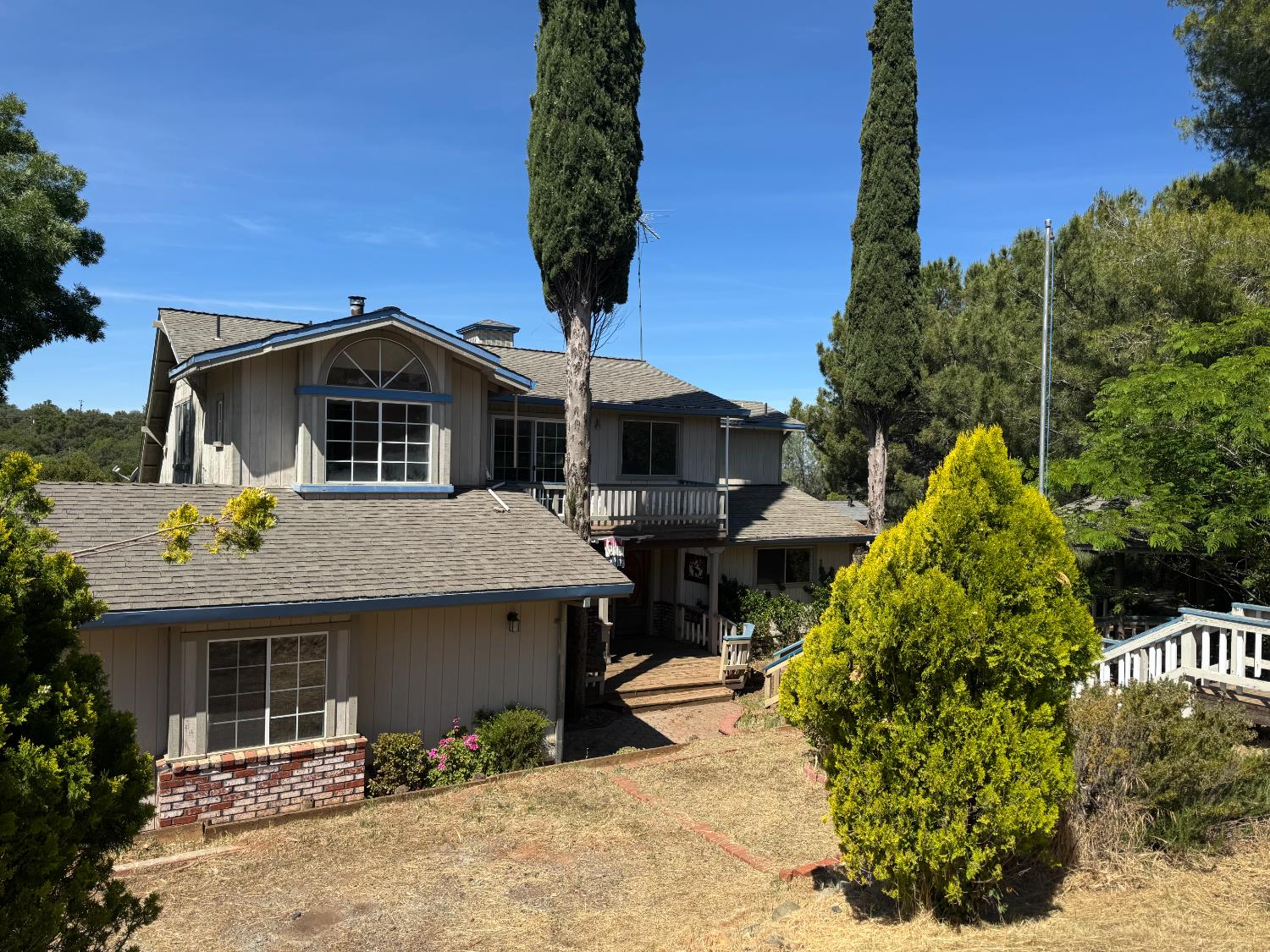 Margarita Court, Coulterville, California image 1