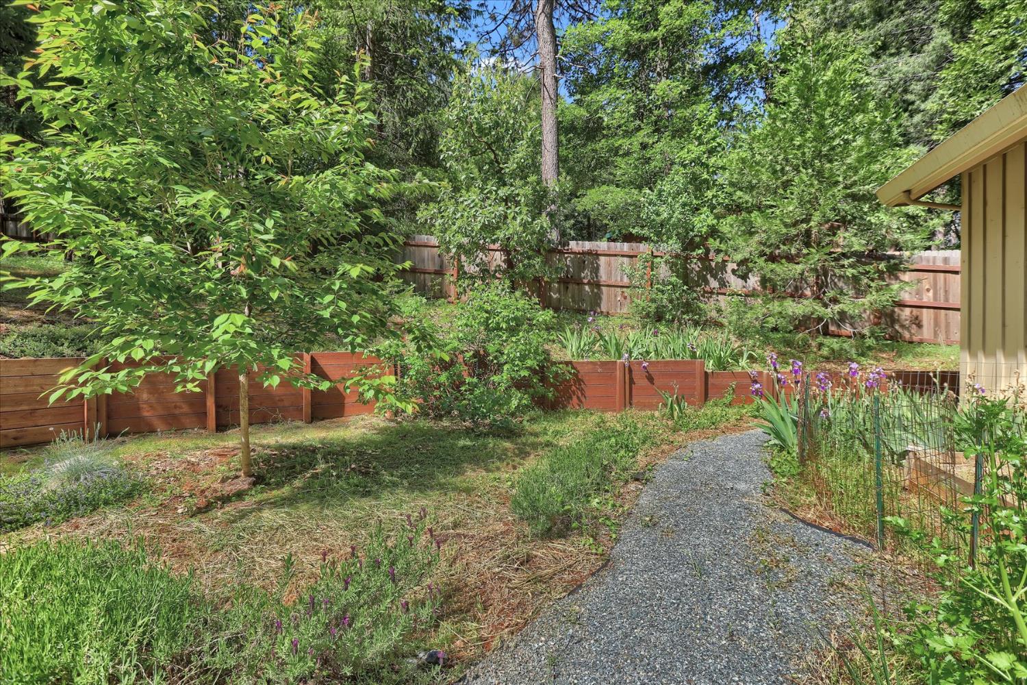 Detail Gallery Image 53 of 76 For 16800 Sun Bloom Way, Nevada City,  CA 95959 - 4 Beds | 3 Baths
