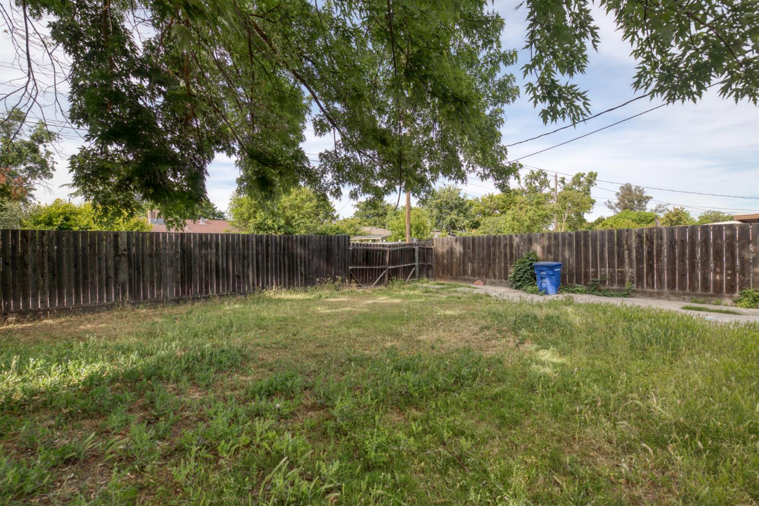 Detail Gallery Image 22 of 24 For 913 Norwegian Ave, Modesto,  CA 95350 - 3 Beds | 1 Baths