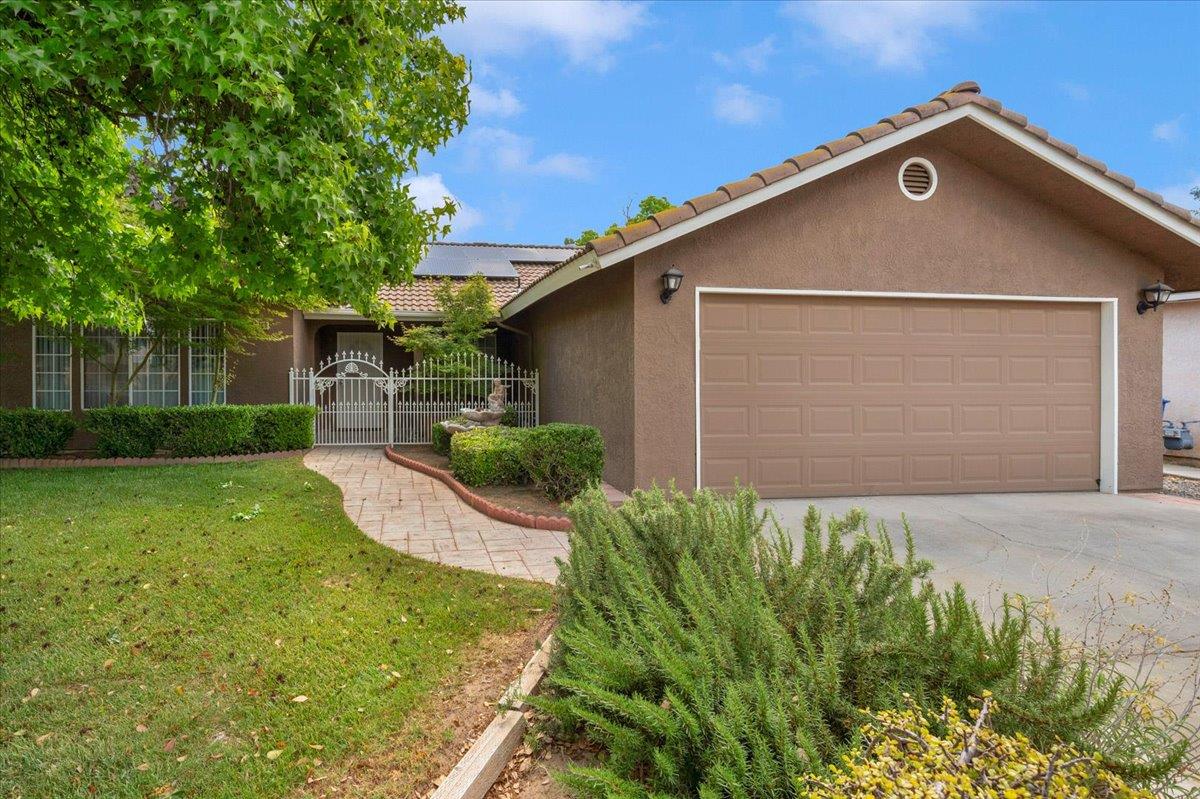 N Cleo Avenue, Fresno, California image 1