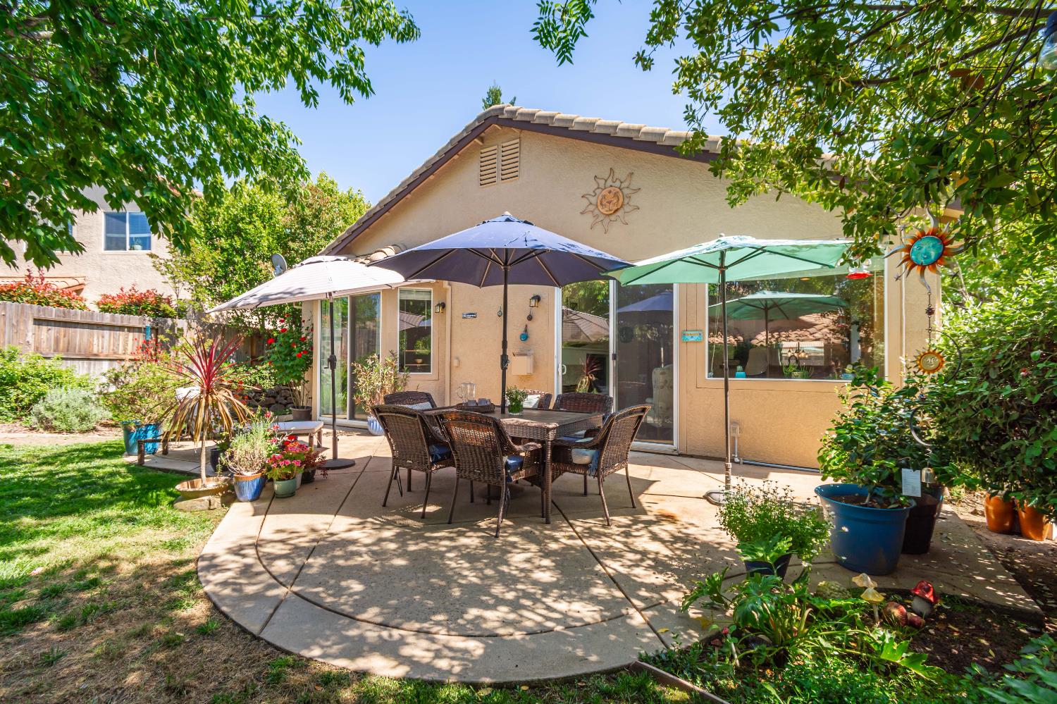 Detail Gallery Image 35 of 48 For 320 Leckenby Way, Folsom,  CA 95630 - 3 Beds | 2 Baths