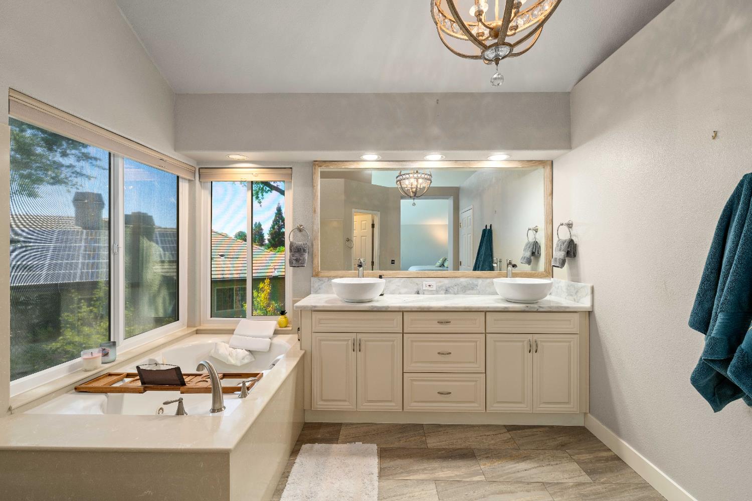 Roble Court, El Dorado Hills, California image 27